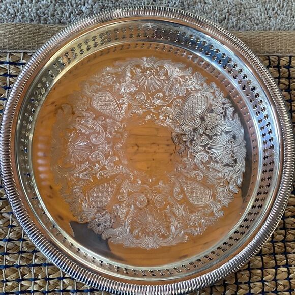 Set of 2 Newport by Gorham Silver plated 10” Serving  Trays Platters - Picture 11 of 16